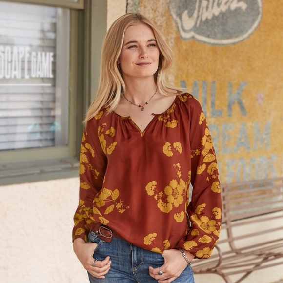 Sundance Tops - SUNDANCE Floral Print Silk Blouse